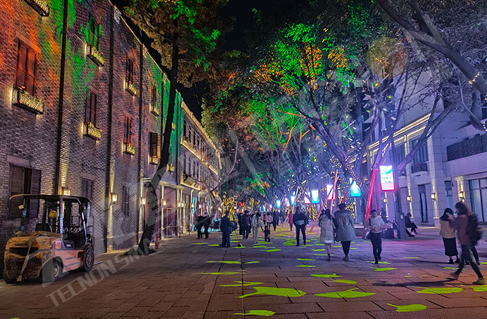 LED灯杆屏
