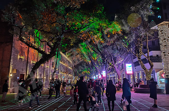 LED灯杆屏