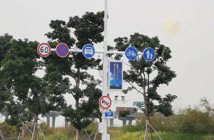 LED lamp pole screens for the Dongguan Binhai Bay project.jpg