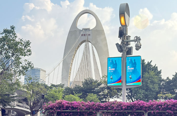 南方电网双面LED灯杆屏变电站科普化解邻避效应案例.jpg 南方电网双面LED灯杆屏变电站科普化解邻避效应案例.jpg