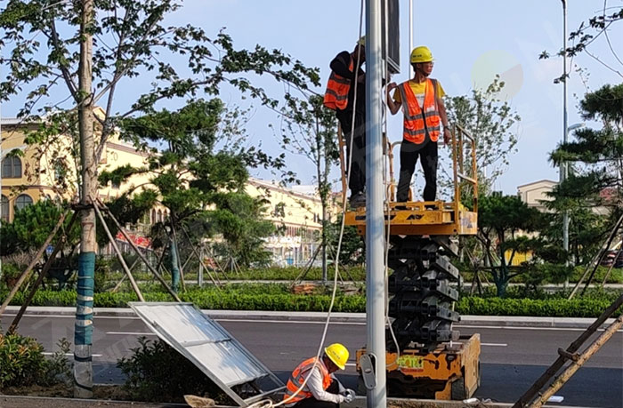 青岛即墨智慧LED灯杆屏政策宣传应用.jpg 青岛即墨智慧LED灯杆屏政策宣传应用.jpg