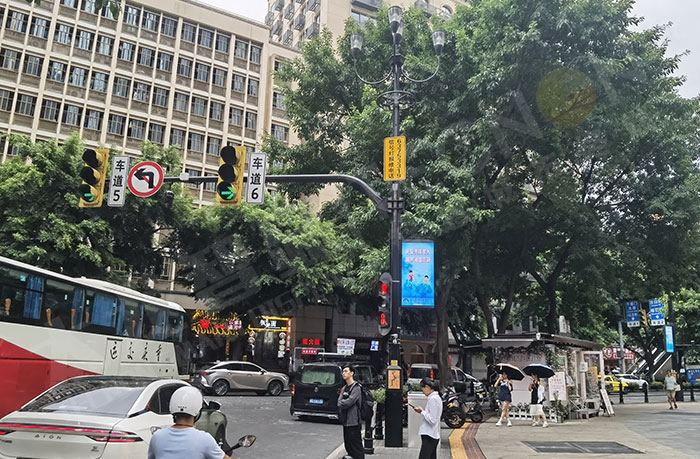 立冬网红店智慧灯屏种草