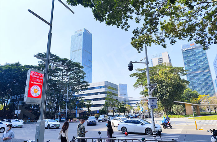 科技园区专属定制智慧灯杆屏 科技园区专属定制智慧灯杆屏
