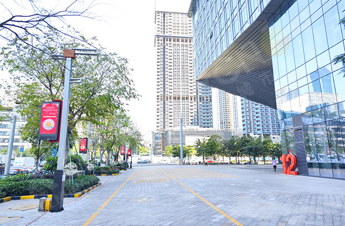智慧城市园区灯杆屏示范项目 智慧城市园区灯杆屏示范项目