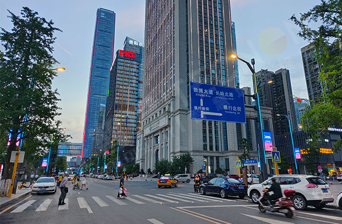 LED灯杆屏矩阵 LED灯杆屏矩阵